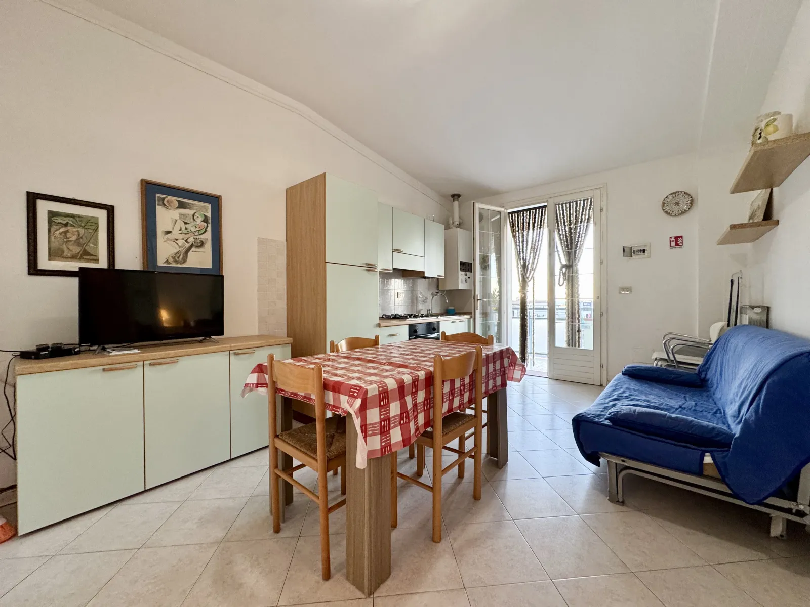 Appartamento trilocale fronte mare in vendita a Lido di Pomposa con vista panoramica