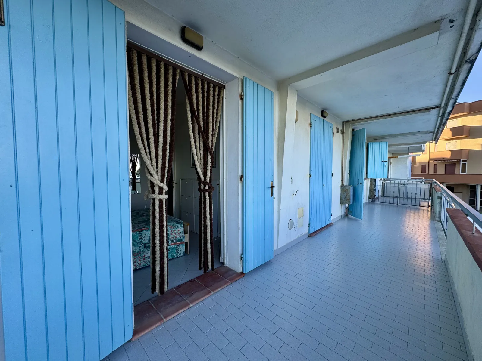 Appartamento trilocale fronte mare in vendita a Lido di Pomposa con vista panoramica