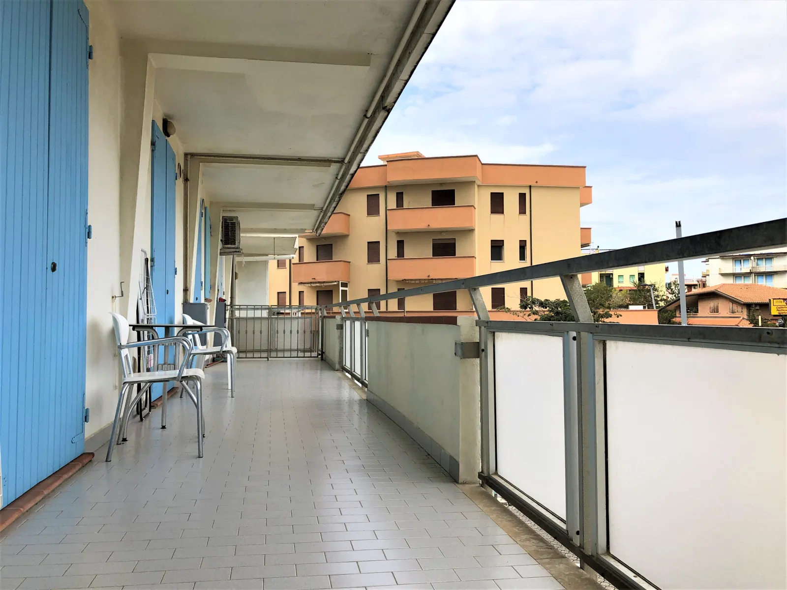 Appartamento trilocale fronte mare in vendita a Lido di Pomposa con vista panoramica