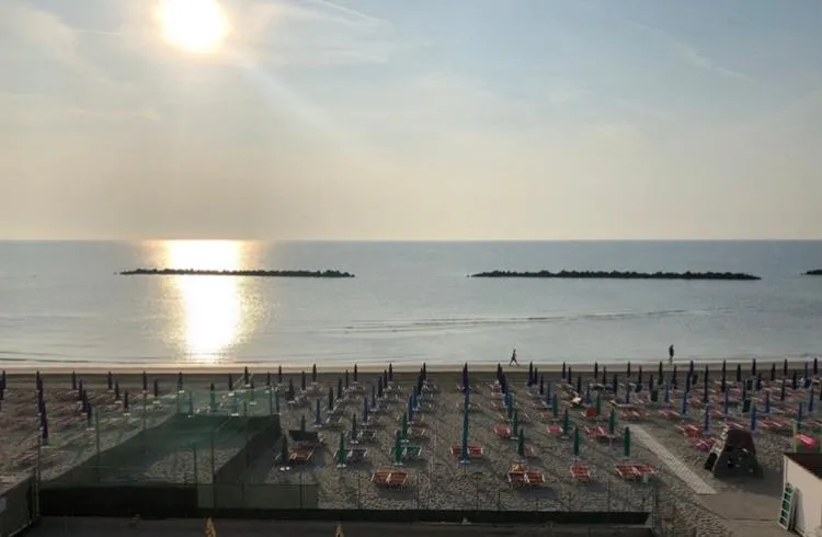 Bilocale fronte mare in Vendita a Lido di Pomposa