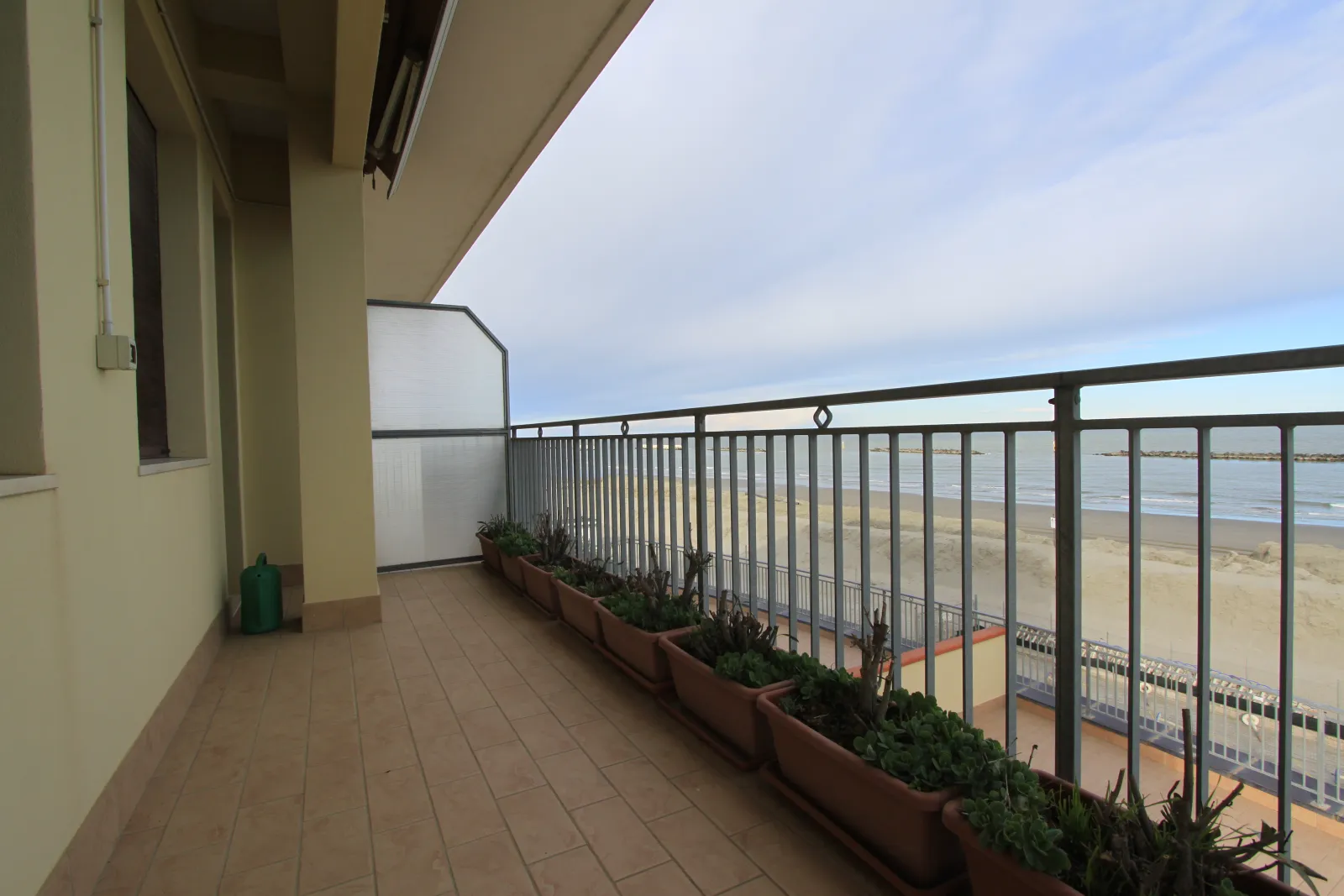 Bilocale fronte mare in Vendita a Lido di Pomposa