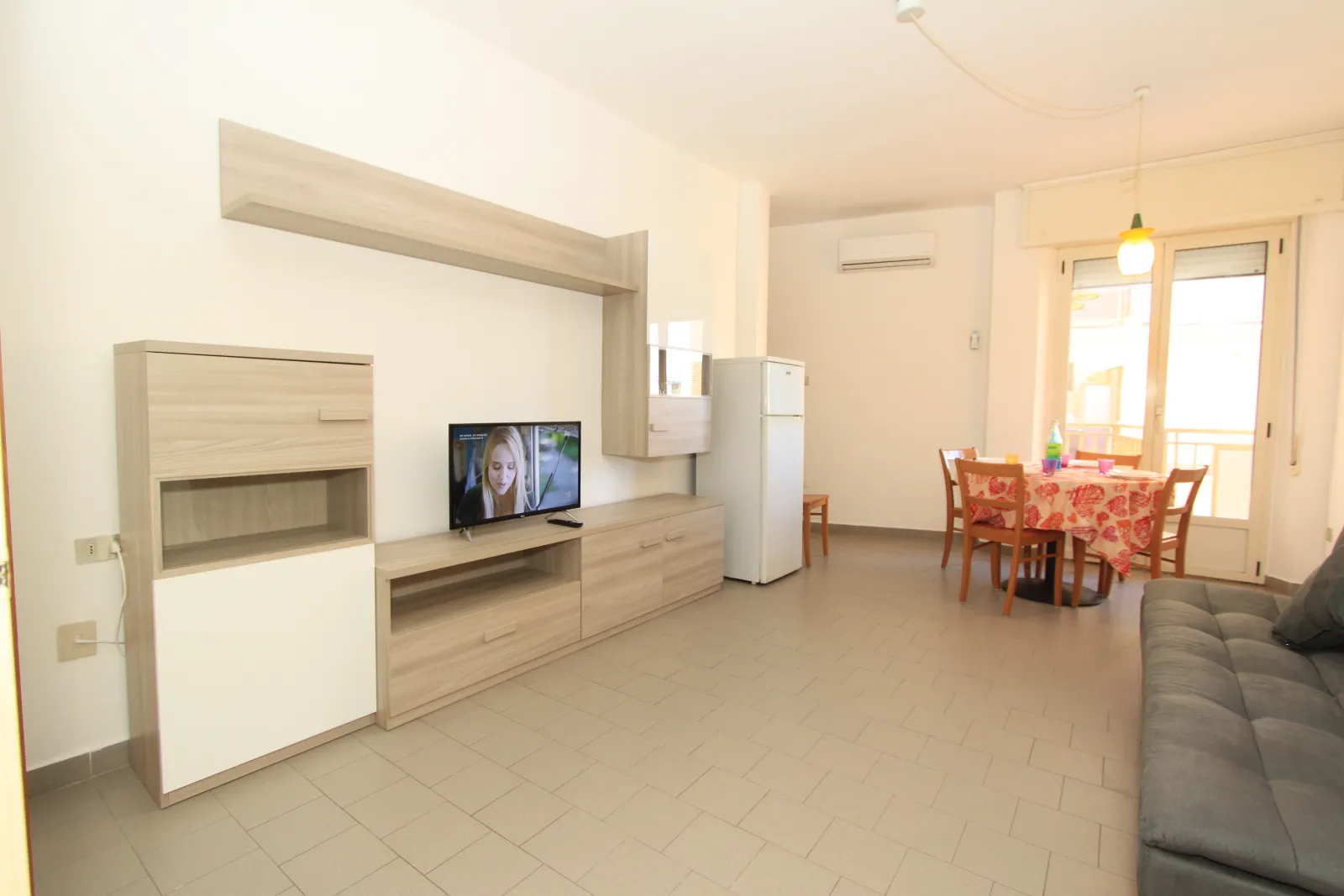 Appartamento con spiaggia inclusa in affitto