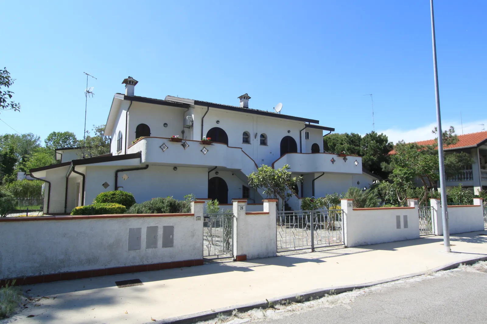 Bilocale in villetta in affitto