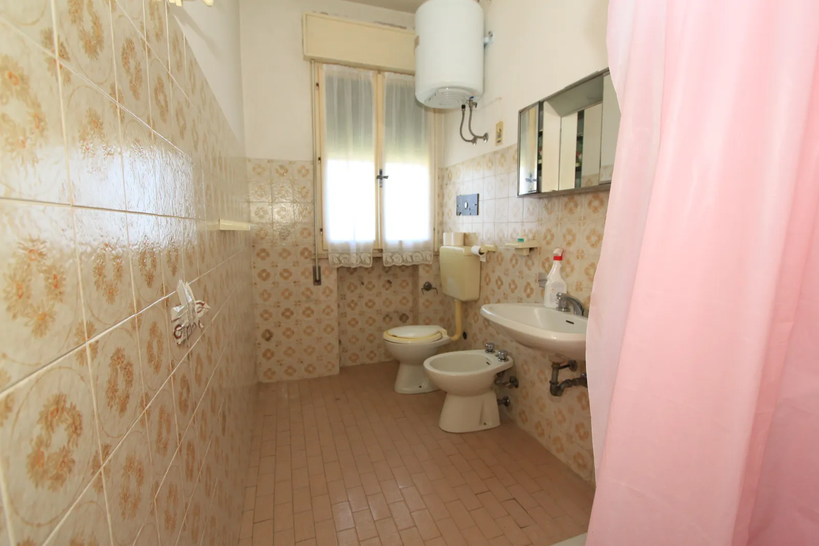 Trilocale con ampia metratura in vendita a Lido di Pomposa