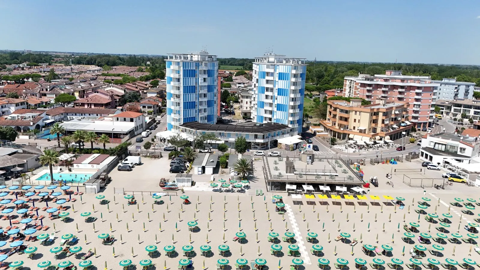 Bilocale in vendita con vista fronte mare
